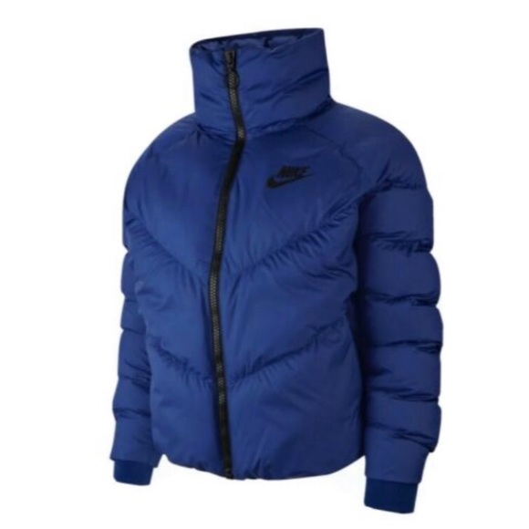 NWT Nike Synthetic Full Statement Puffer Jacket